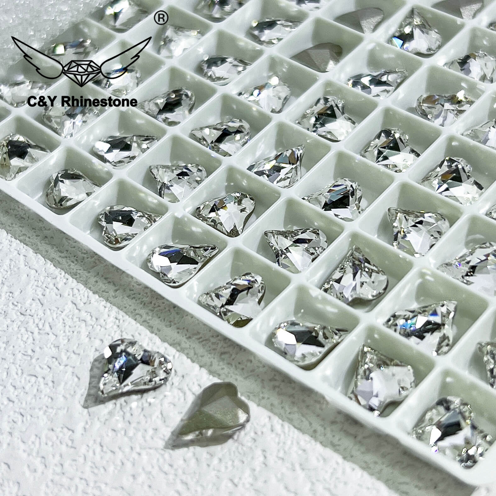 K9 Glass Rhinestones (21)