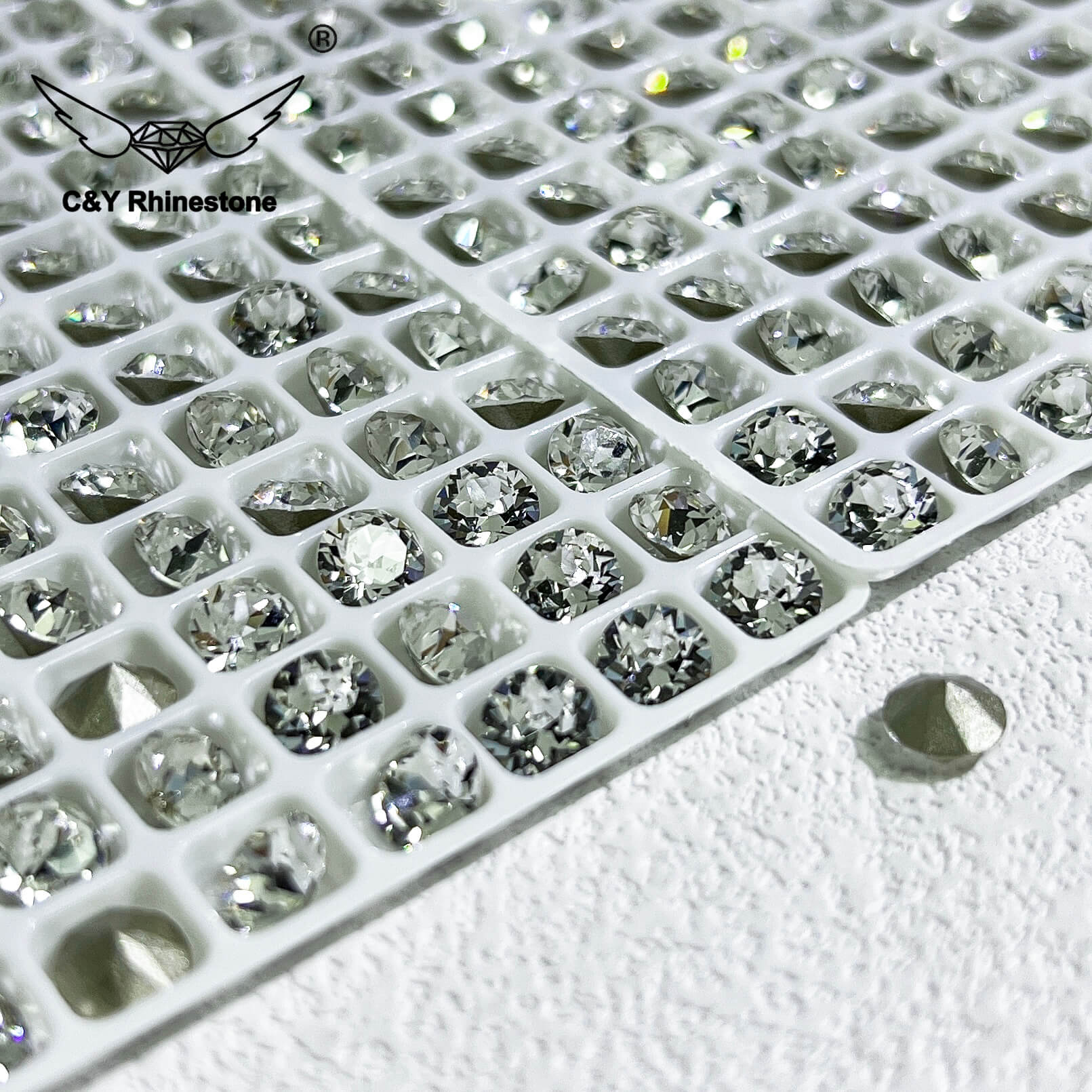 K9 Glass Rhinestones (28)
